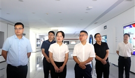 攀枝花市西區(qū)區(qū)委副書記、代理區(qū)長尚滟佳一行到德勝釩鈦調(diào)研交流